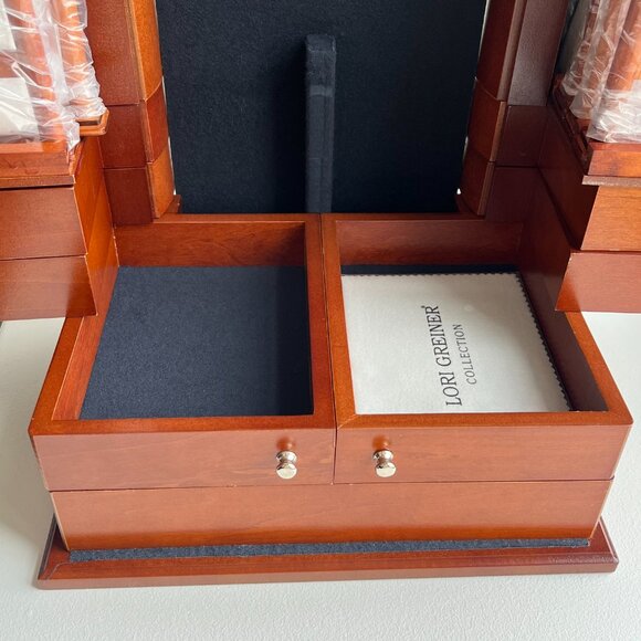 NWOB Lori Greiner 'For Your Ease Only' large, felt-lined wooden jewelry Box - Picture 14 of 16